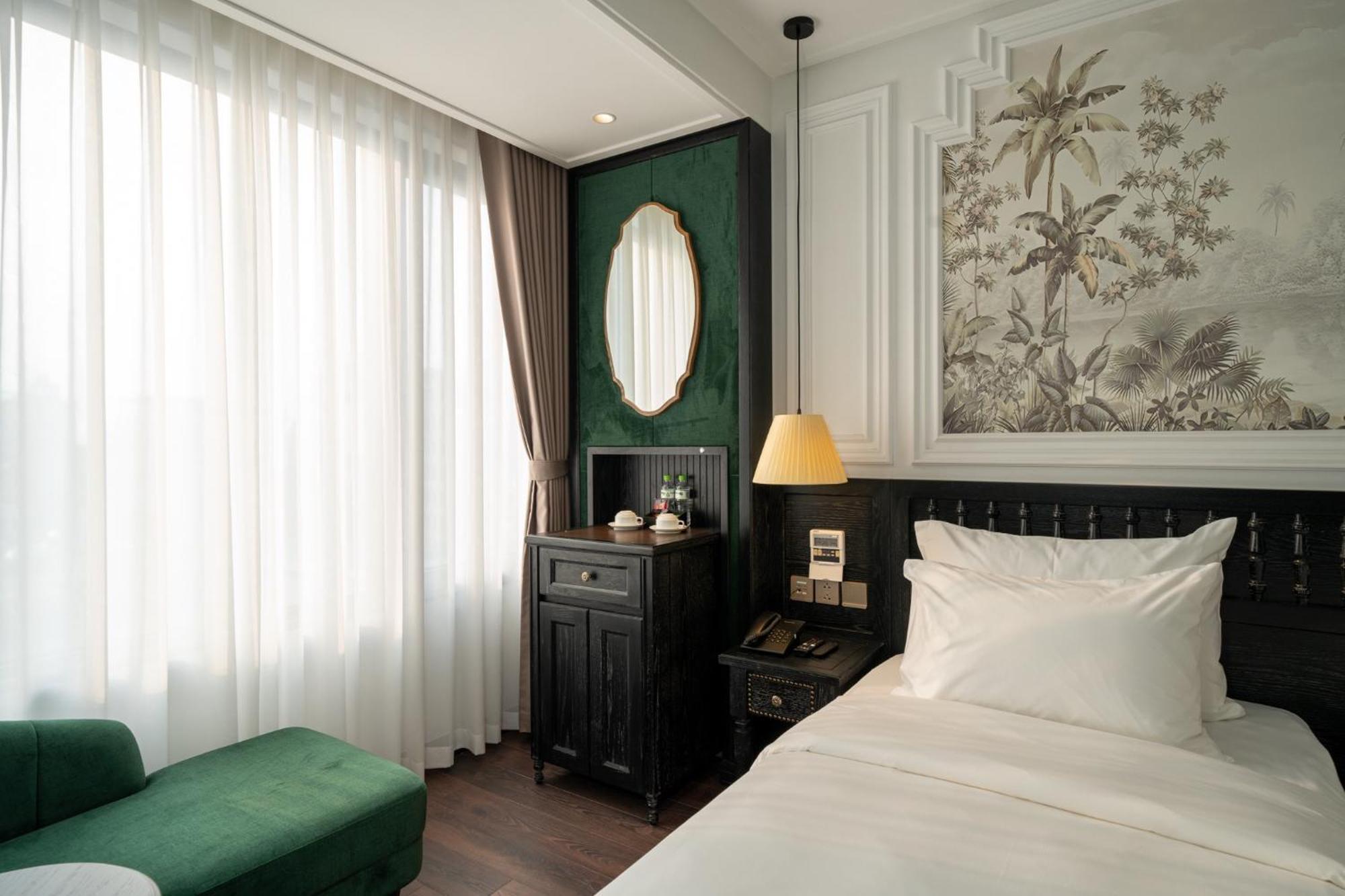 Paradise Suites Truc Bach Lake Ханой Экстерьер фото